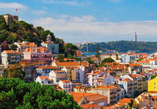 Lisbon Private Tuk Tuk Tour | 2-Hour Alfama Experience with Pickup